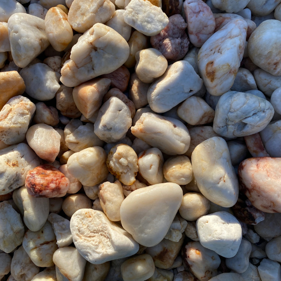 30-40mm Moriac White Pebbles